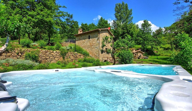 Villa Mulino - Completely renovated old mill in Tuscany in Adatti