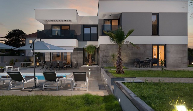 Villa N Drage with pool