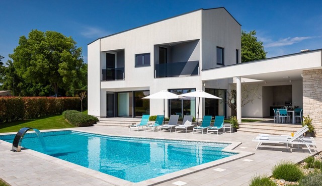 Villa Nada by Villas Guide