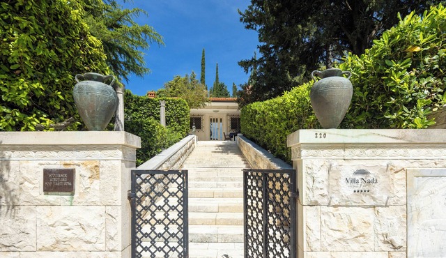 Villa Nada Unique & Artistic