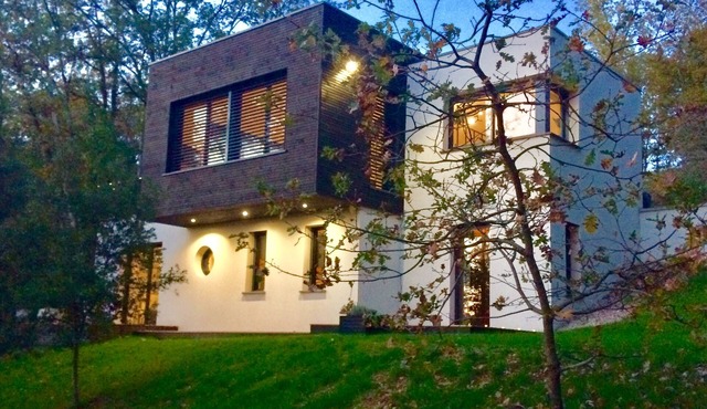 Villa Nakalta - architect-designed house - Dordogne valley - heated pool