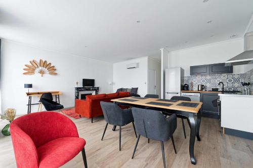 Villa Napoléon - Appart'hôtels au coeur d'Autun - Contact Hôtels