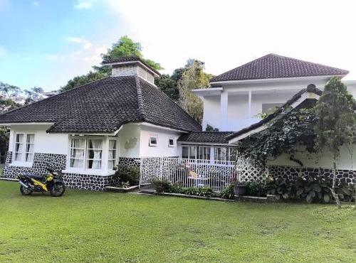 Villa Narendra Yogyakarta by ABM