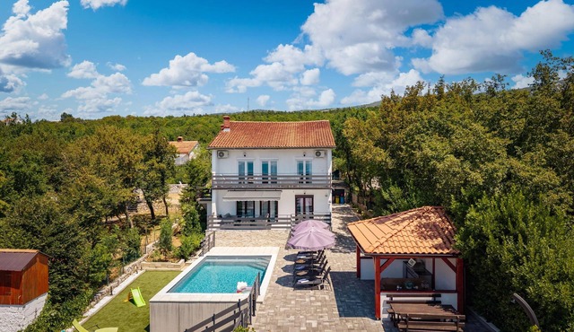 Villa Natali With Pool And Sea View, Šmrika, Croatia