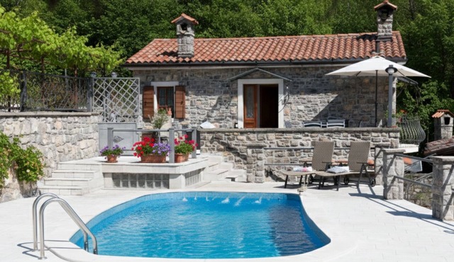 Villa Nature Escape by Villas Guide