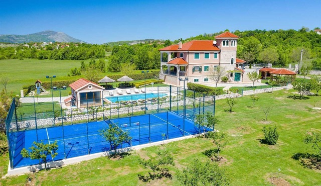 Villa Nature's Embrace