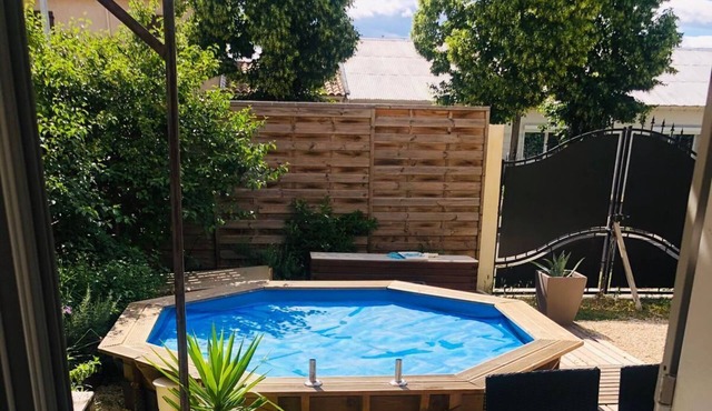 Villa near Avignon 3 bedrooms, swimming pool and air conditioning