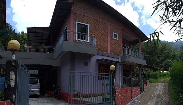 Villa near from waterfall