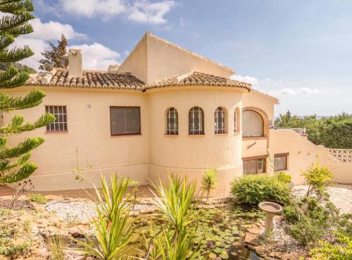 Villa near Montgó with Pool and Beach