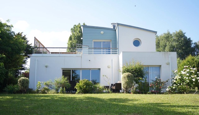 Villa near Saint-Marc-sur-Mer and La Baule 3 minutes walk from the beaches