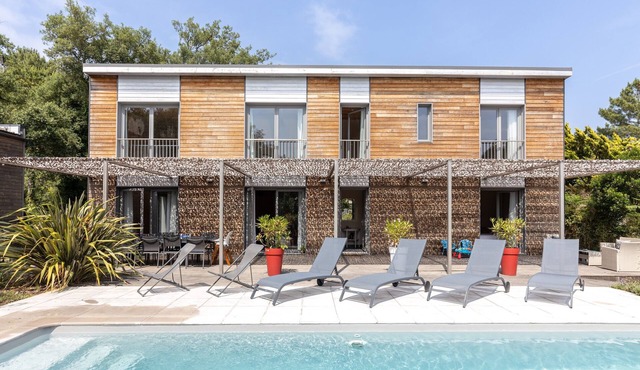 Villa near the Beach with Pool & Wi-Fi