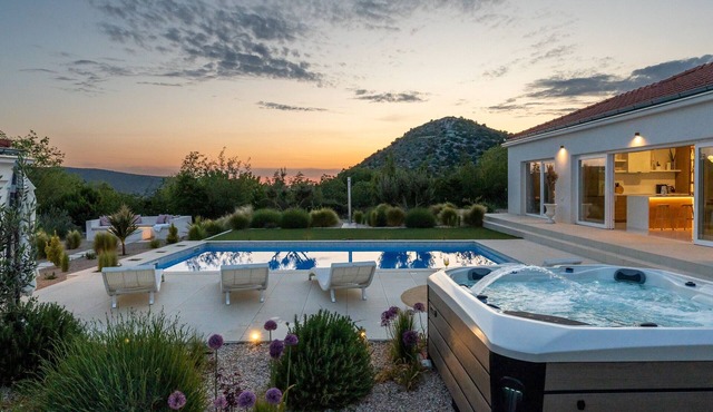 Villa Nebesi ZadarVillas