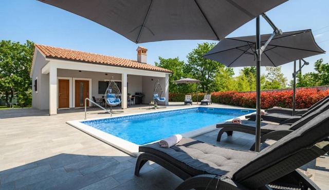 Villa Nela