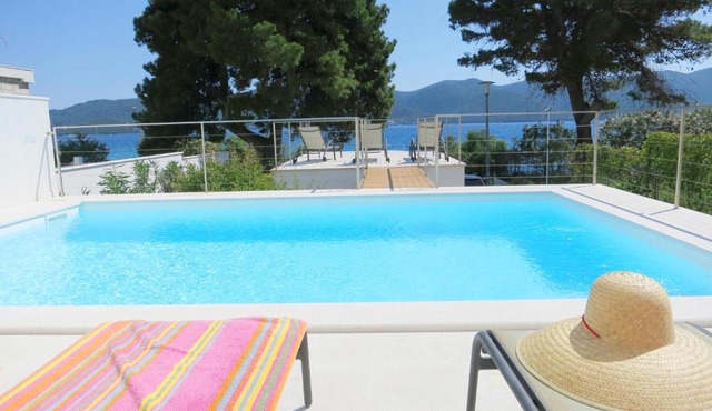 Villa Nelly