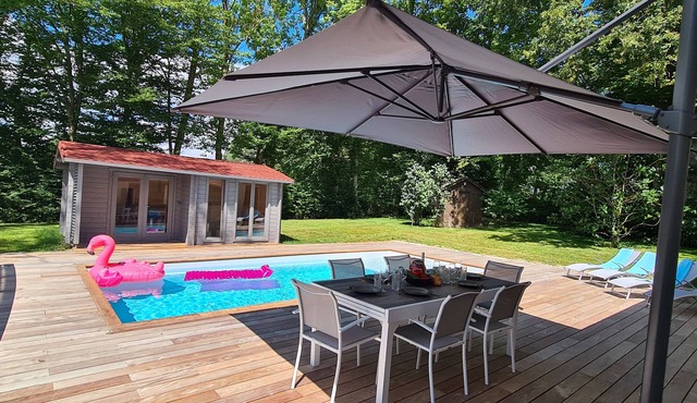 Villa Neuve Avec Piscine