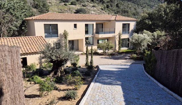 VILLA NEUVE LES PRES