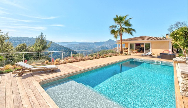 VILLA NIDAZUR VI4413 By Riviera Holiday Homes