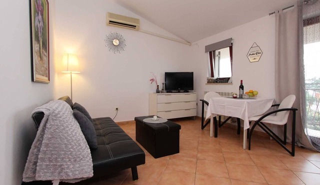 VILLA NIKOLA One-Bedroom Apartment with Sea View (Marsej)