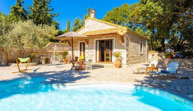 Villa Nionios - One Bedroom Villa, Sleeps 3