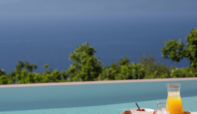 Villa NISI – Stylish Sea-View Retreat with Pool & Easy Access