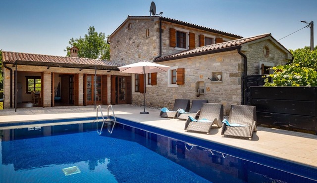 Villa Nonna Lucia by Villas Guide