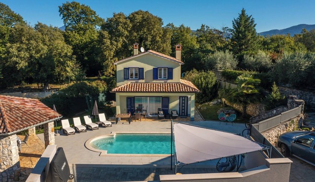 Villa Nora in Kršan - Haus für 4 Personen