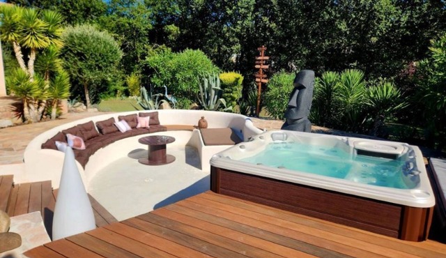VILLA "NOSTRA CASA" Between Nîmes, Uzès, Anduze and Mediterranean beaches.