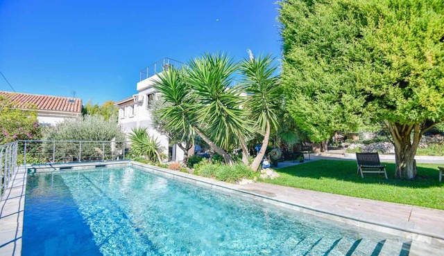 Villa Notre-Dame - Piscine parking 4 chambres