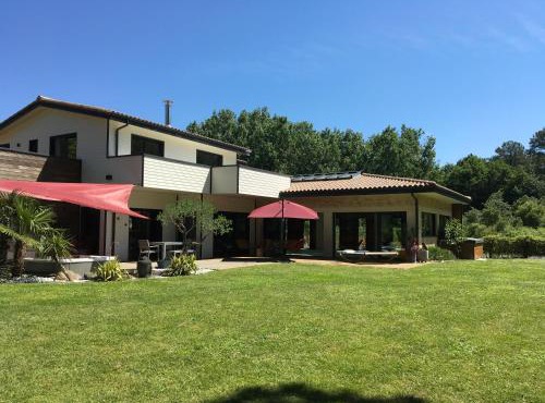 Villa NOVA