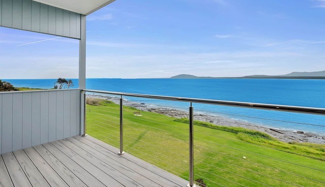 Villa Nova, Gerroa, South Coast