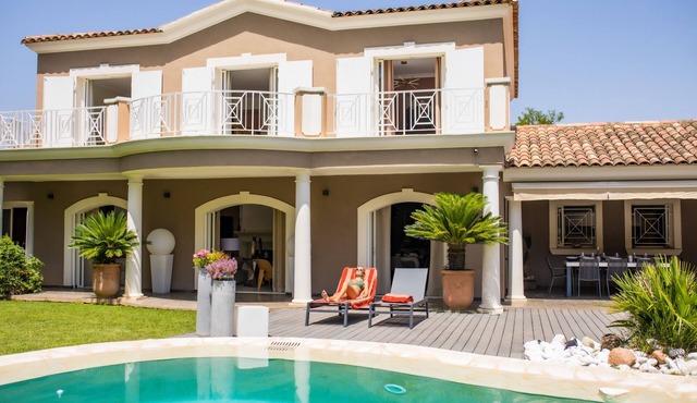 Villa Novalya with swimming pool