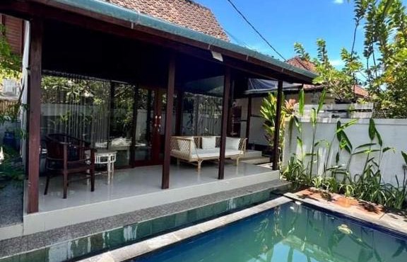 Villa Nyaman