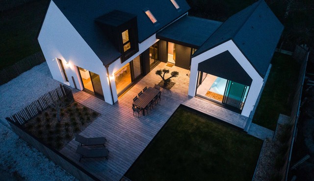 Villa O Bord de l'O Sainte Marine, sea view, swimming pool 29°, beach access