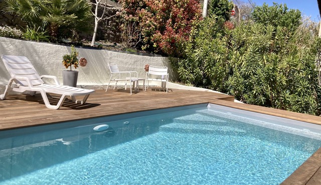 Villa of 130 m2 with garden and swimming pool