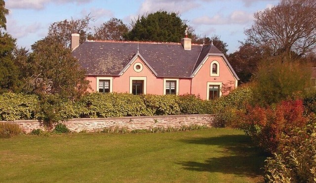 Villa of character 3 * in 4mn of the Sea - Protected Natural Area -TREGUENNEC