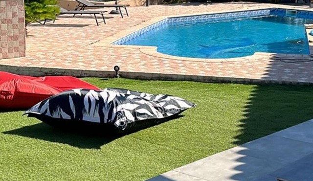 Villa of even foot 140m2 on 2000m2 of ground with swimming pool