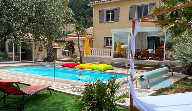 Villa of the 14 Olive Trees⭐️⭐️⭐️⭐️