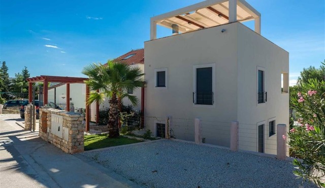 Villa Old Mill 3 Bedroom Villa with shared pool
