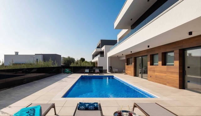 Villa Old Olive Sesta with Pool