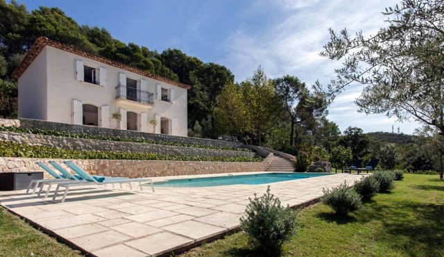 Villa Olea - Four Bedroom Villa, Sleeps 8