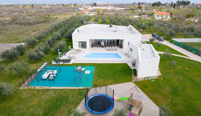 Villa Olive Grove ZadarVillas