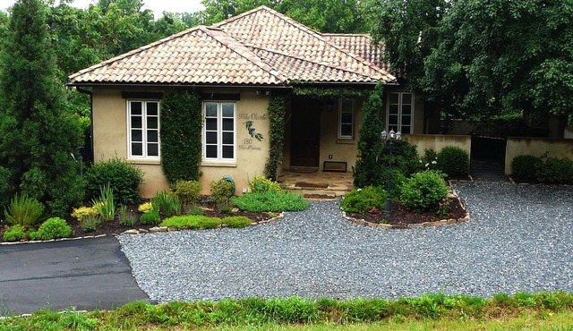 Villa Oliveti, an authentic Tuscan Villa in Montaluce, license #4833