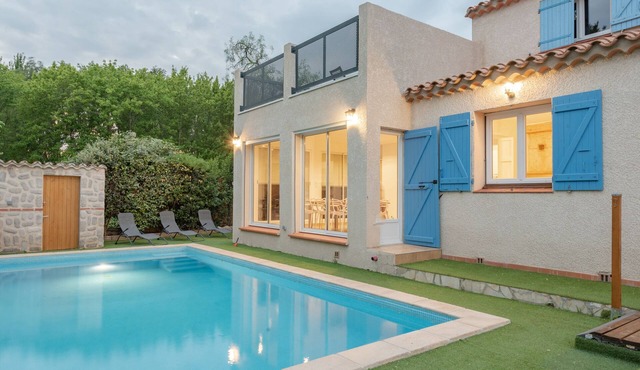 Villa Olivier with private pool - 15 min. from the beach