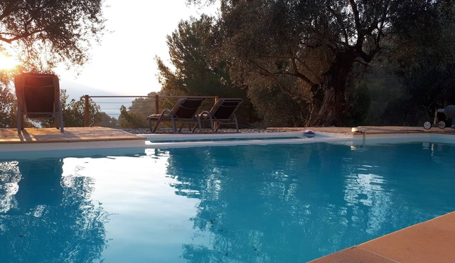 VILLA on one level, in the countryside, in a quiet location