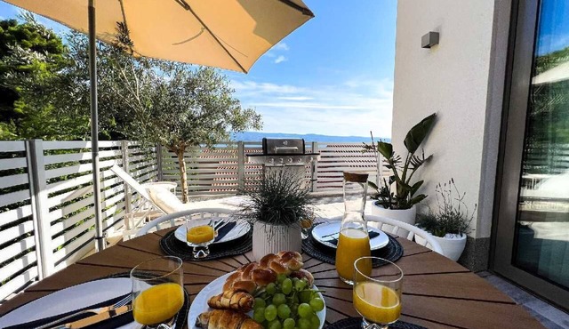 Villa Oneum – Apartment MARE with Private Jacuzzi