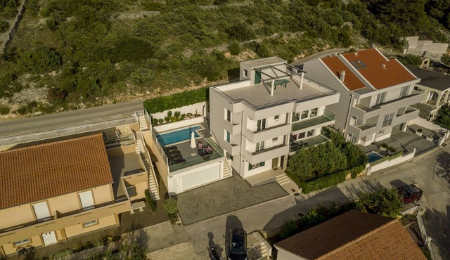 Villa only 1 minute from the sea, with private pool and Stunning Sea View*