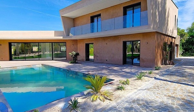 Villa Osmose luxury calm and pool