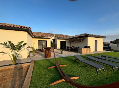 Villa paisible au bord des vignes