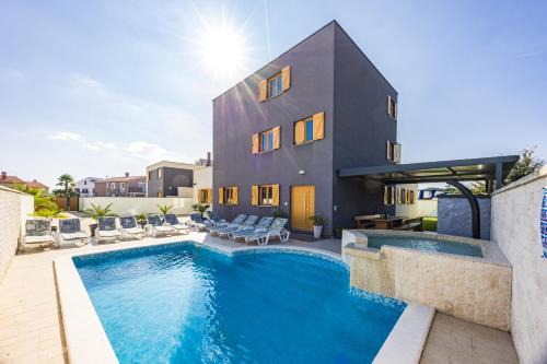 Villa Palatium I