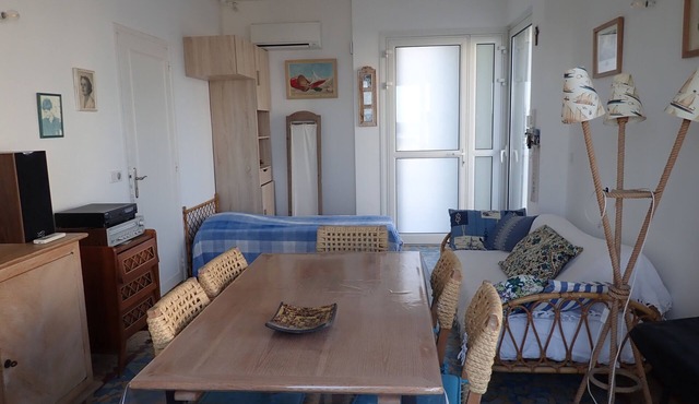 Villa, Palavas les flots, seaside, direct access to the beach, sleeps 6/7